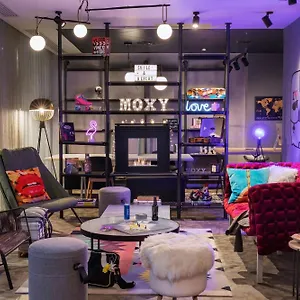 فندق Moxy Old Town, بوخارست